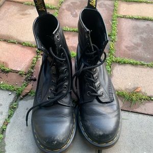 Dr martens US 7 / UK 5